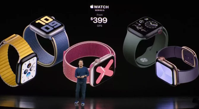 Apple Watch Series 5 now with an always-on display