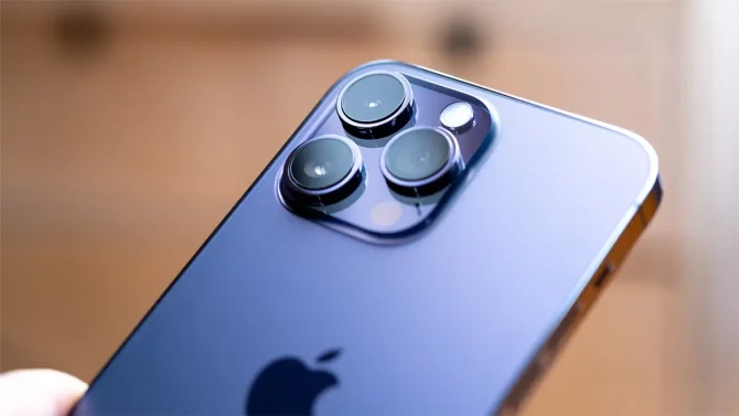 Apple iPhone 15 Pro Max camera design